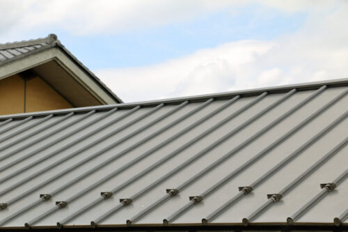 屋根修理カバー工法の屋根材をご紹介